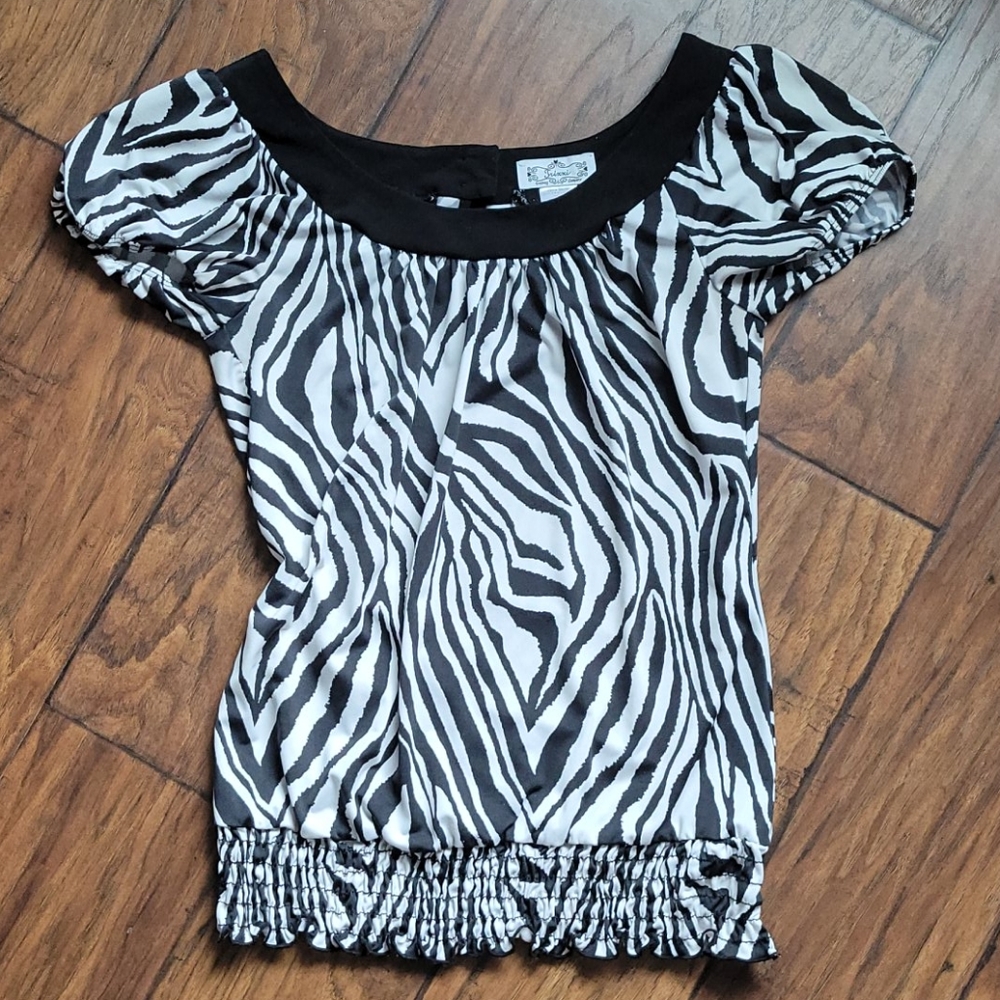 Animal print top